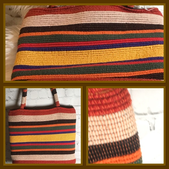 Mid size handbag. Maker unknown - Picture 2 of 7